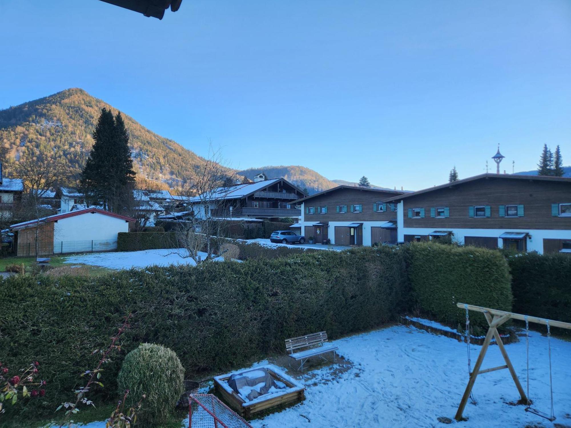 Haus Auracher *